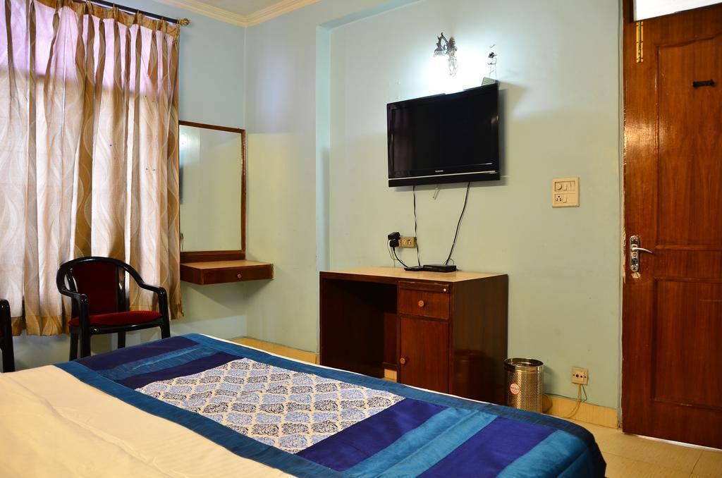 Airport Hotel Paradise International New Delhi Eksteriør bilde